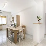 Casa Bolognetta * Rome