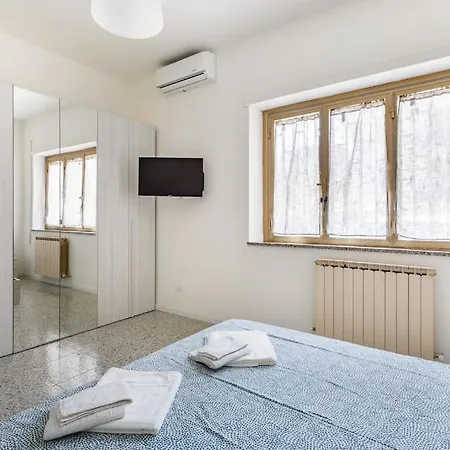 Casa Bolognetta Рим